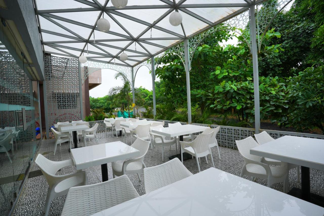 Olive Resort - Sillari Pench Silāri Eksteriør billede